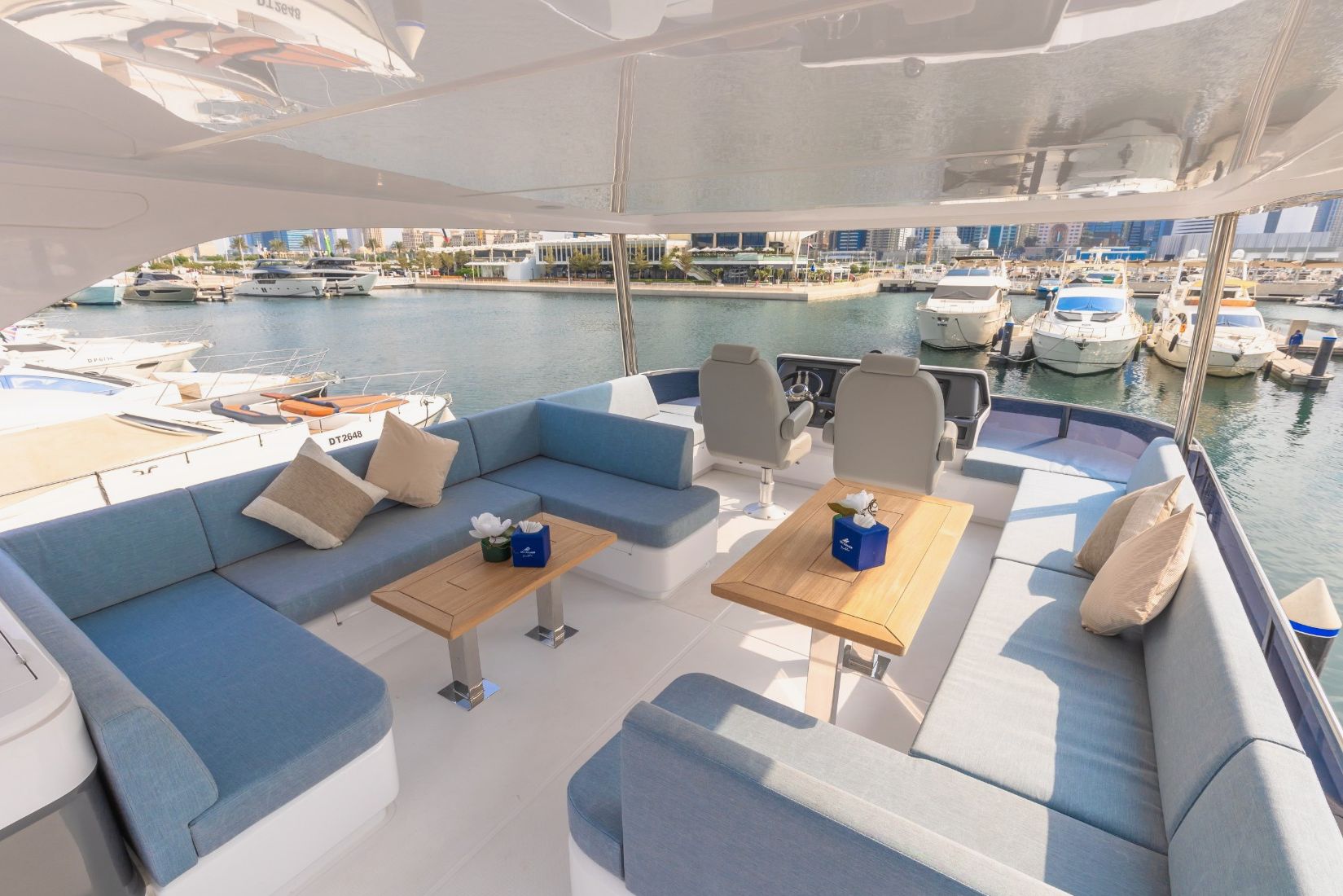 63 ft Sky Walker Amie X63 Sport, photo 3