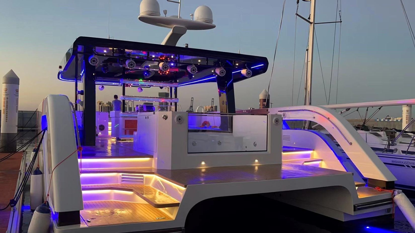 55 ft Catamaran Ozone, photo 2
