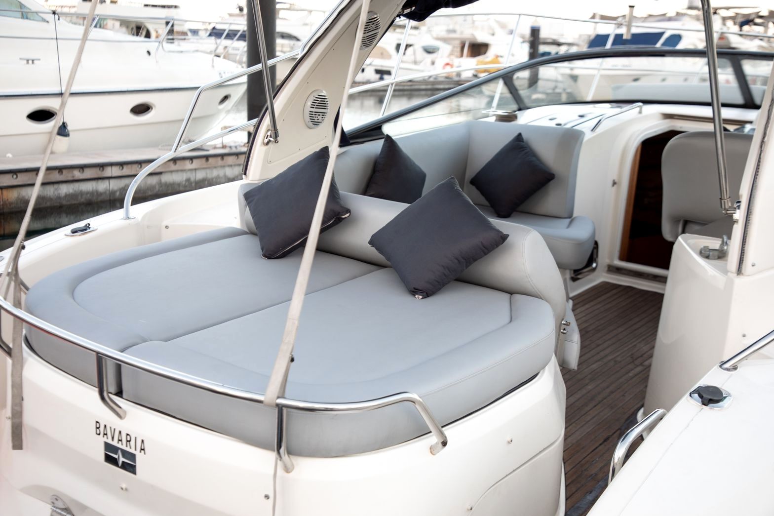 33 ft Nora, photo 14