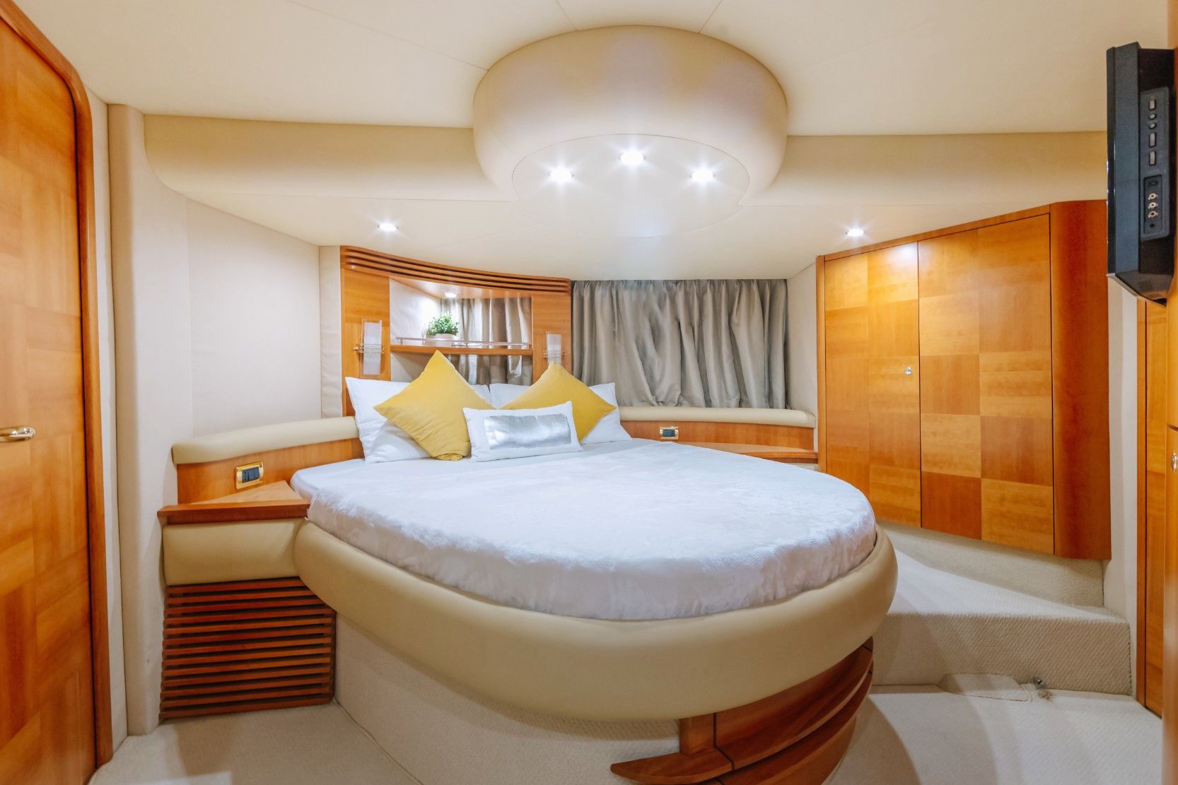 55 ft Azimut White Pearl, photo 2