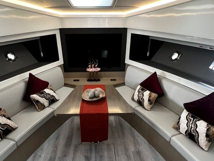 52 ft Sky Walker Ava, photo 5