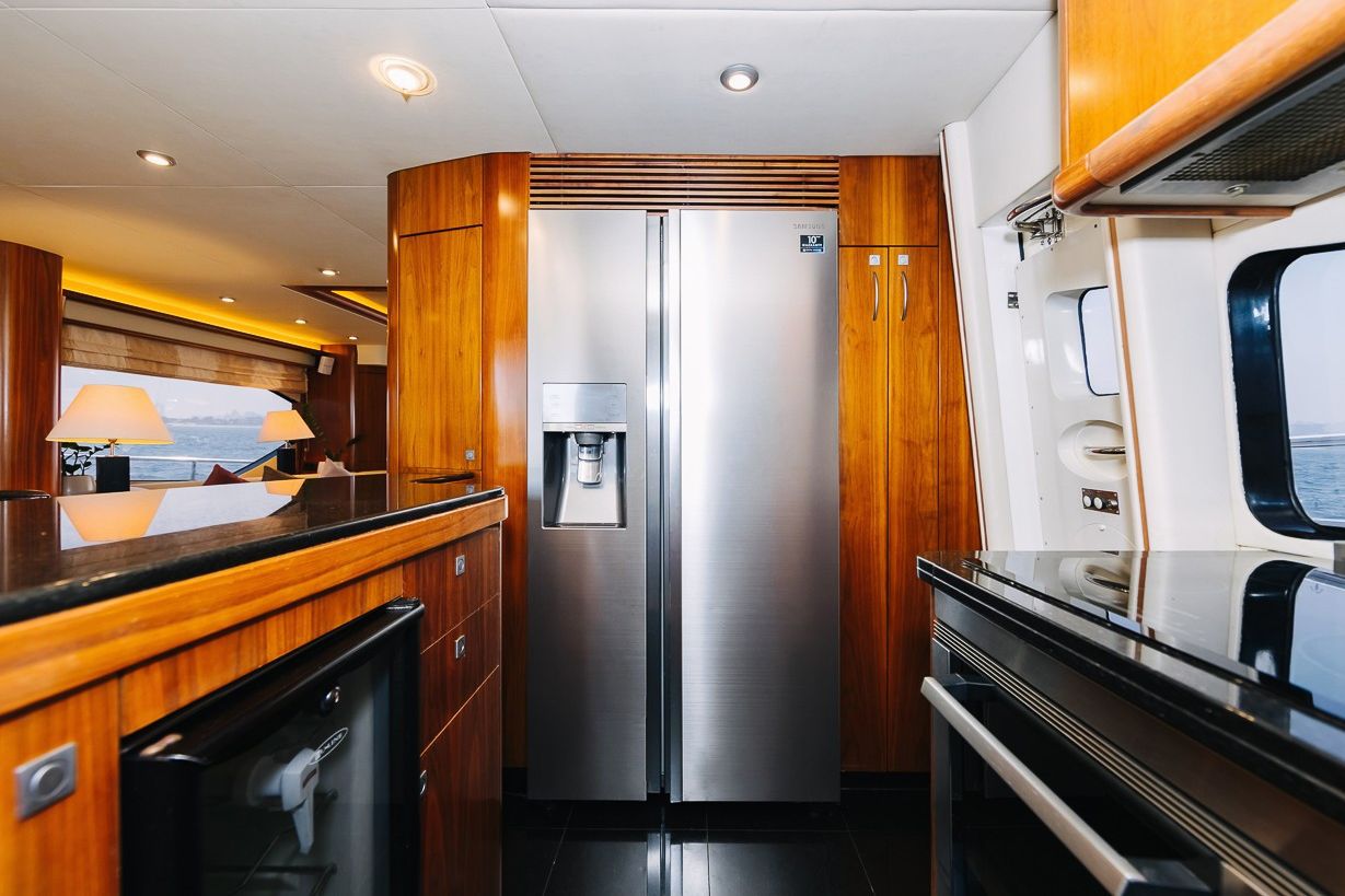 82 ft Sunseeker Why Not, photo 8