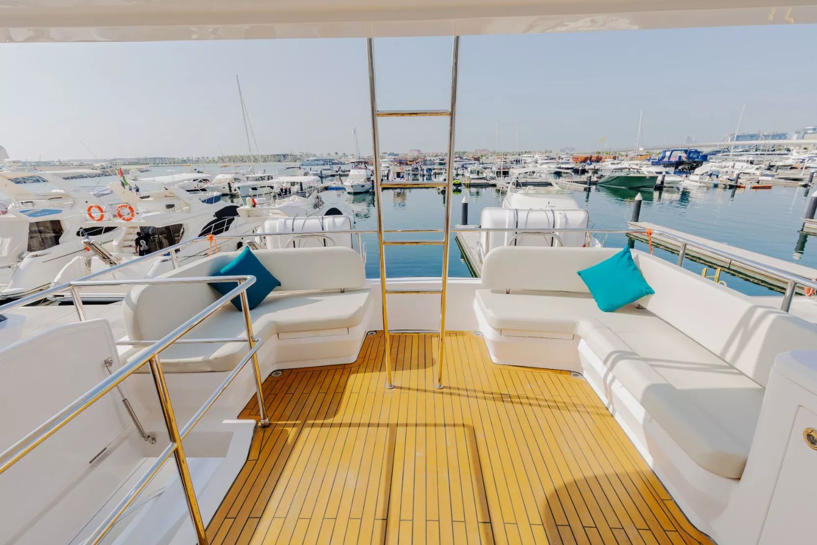 62 ft Sky Walker Gala, photo 12