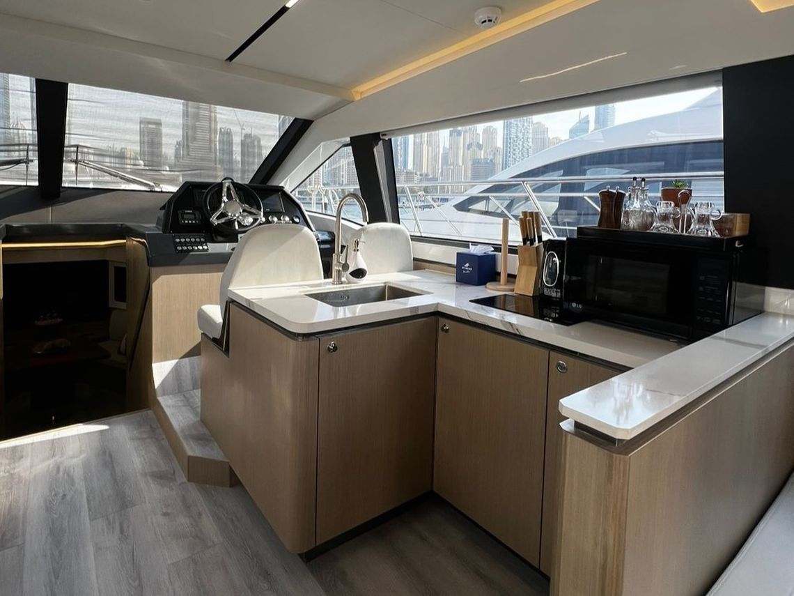 52 ft Sky Walker Ava, photo 2