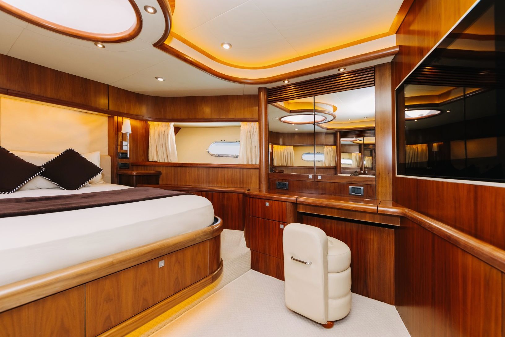 82 ft Sunseeker Why Not, photo 3