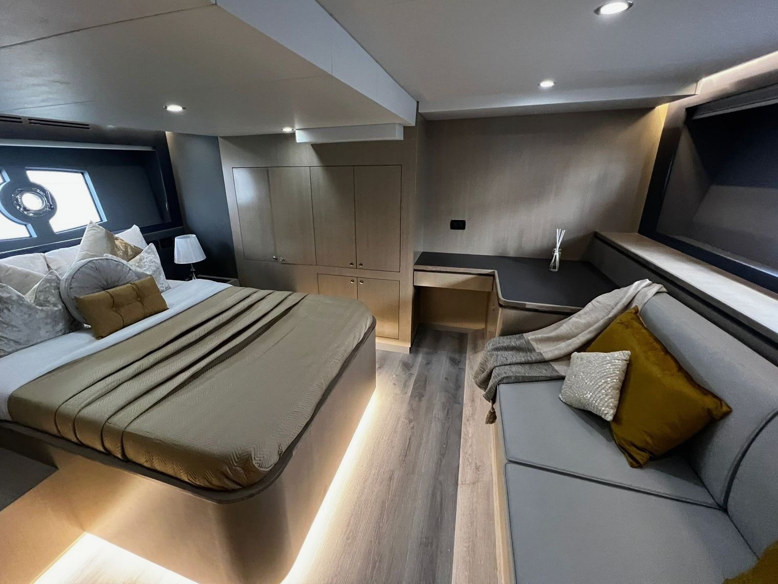 52 ft Sky Walker Rio, photo 3