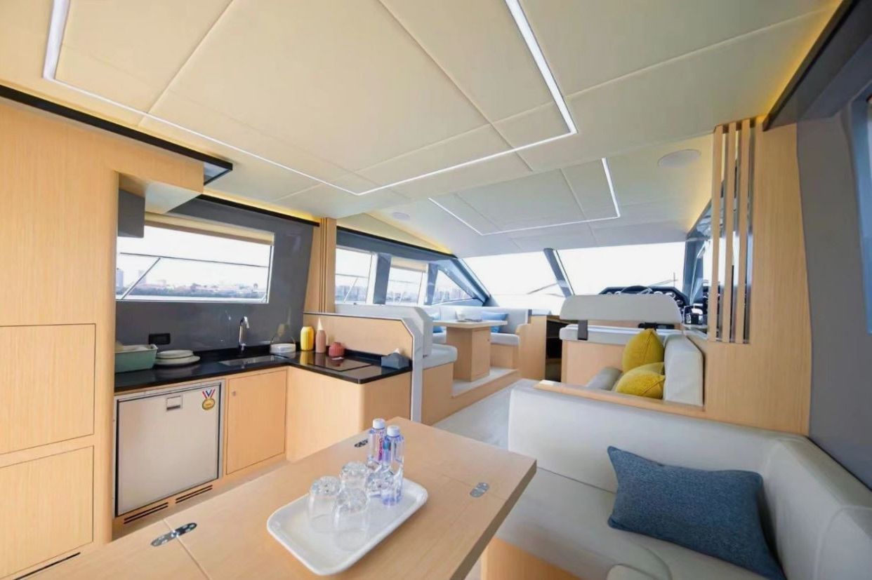 52 ft Sky Walker Neo, photo 3